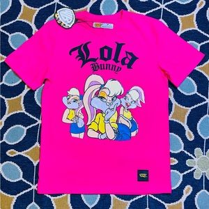 NWT Lola Bunny Space Jam Looney Tunes T-shirt Unisex Size Med, Color: hot pink